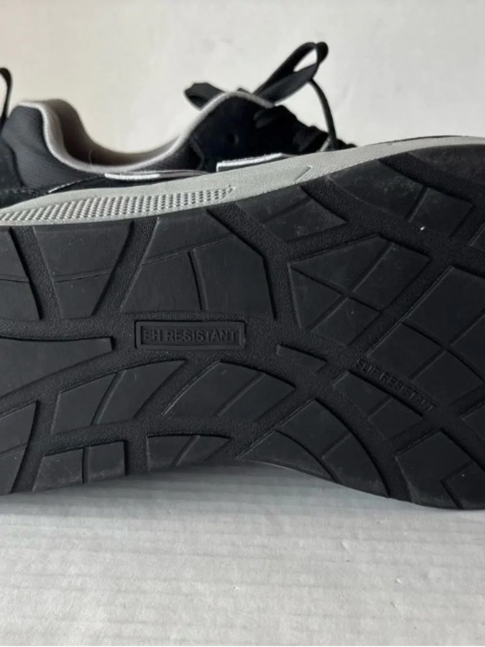 NEW BALANCE Mens Work Shoes EH Slip Resistant Safety Sneakers Black MUELEHBG- 15